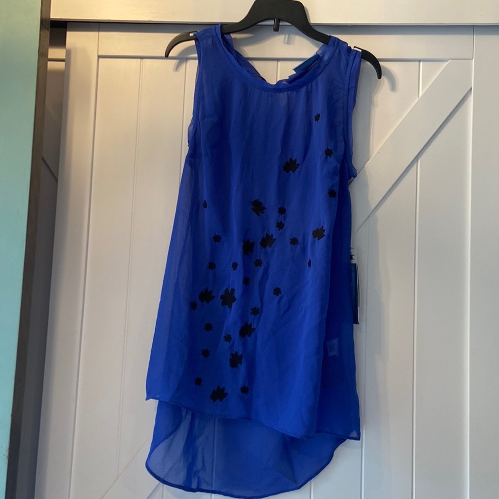 Simply Vera Dressy Tank. NWt